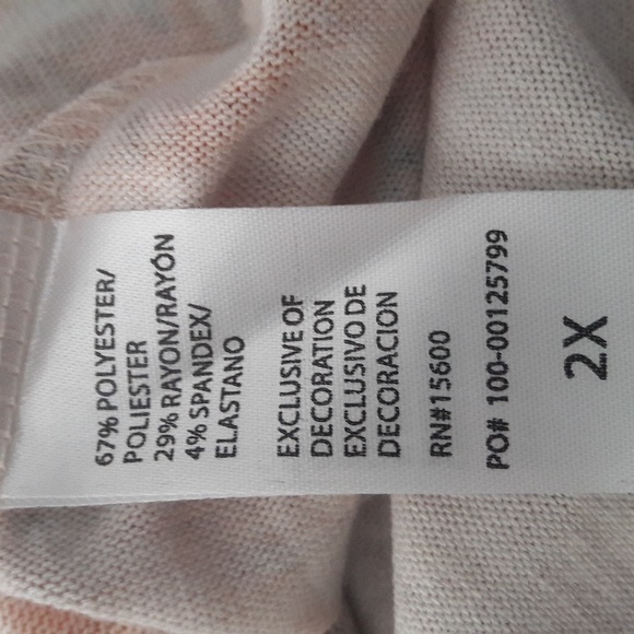 NWT "Democracy" Multicolor Floral V-Neck Women's Top Size 2X - Picture 4 of 5